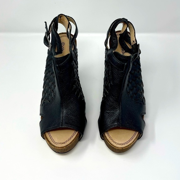 Matisse Hendrix  Sandal 7.5 - Picture 5 of 7